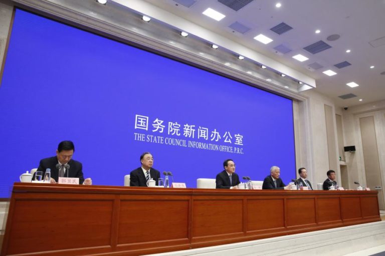 COVID-19: CHINA AUTORIZOU USO DE POTENCIAL VACINA DESDE JULHO