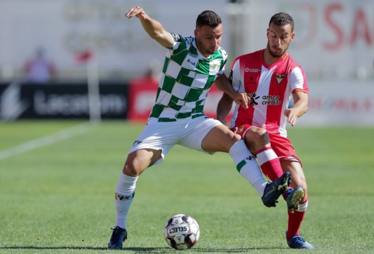 NOVO REFORÇO DO MARÍTIMO VEM “PARA AJUDAR A EQUIPA”