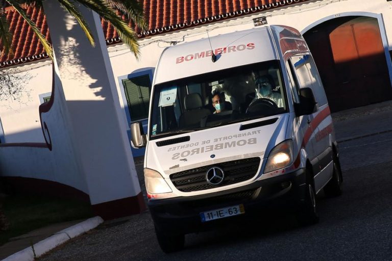 COVID-19: MORRERAM TRÊS IDOSOS E 48 CASOS CONTINUAM ATIVOS EM LAR NO BARREIRO