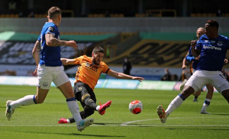 DEFESA MATT DOHERTY DEIXA WOLVERHAMPTON E REFORÇA TOTTENHAM DE JOSÉ MOURINHO