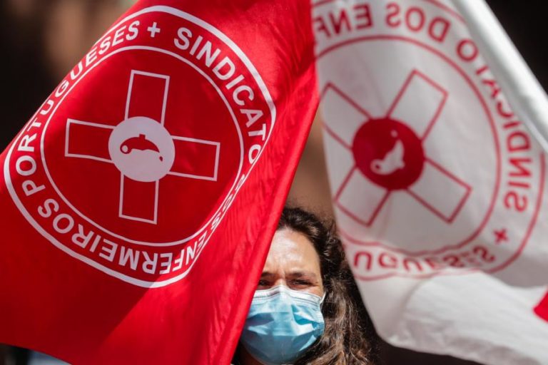 ENFERMEIROS QUEREM QUE GOVERNO “TOME AS RÉDEAS” PARA ACABAR COM INJUSTIÇAS CONTRATUAIS