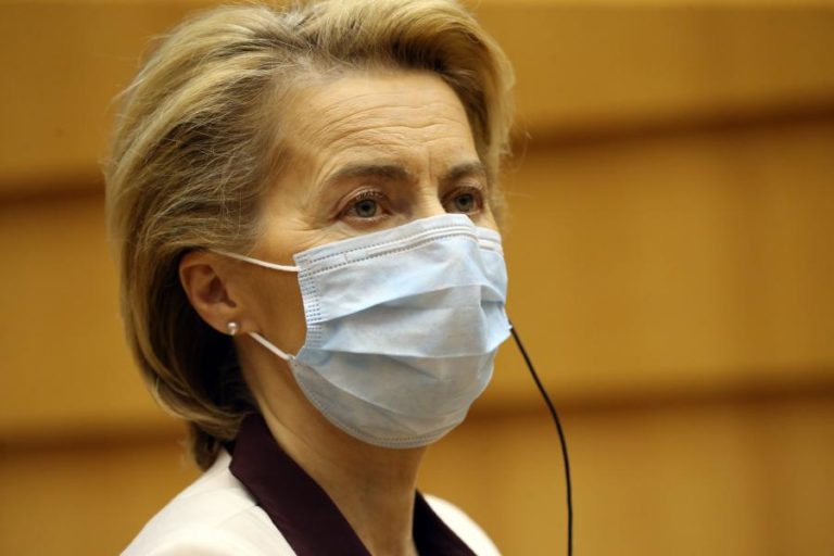 COVID-19: VON DER LEYEN ACEITA DEMISSÃO DE COMISSÁRIO EUROPEU DO COMÉRCIO