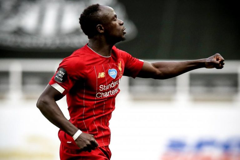 SADIO MANÉ ELEITO MELHOR JOGADOR DA PREMIER LEAGUE PELO ADEPTOS