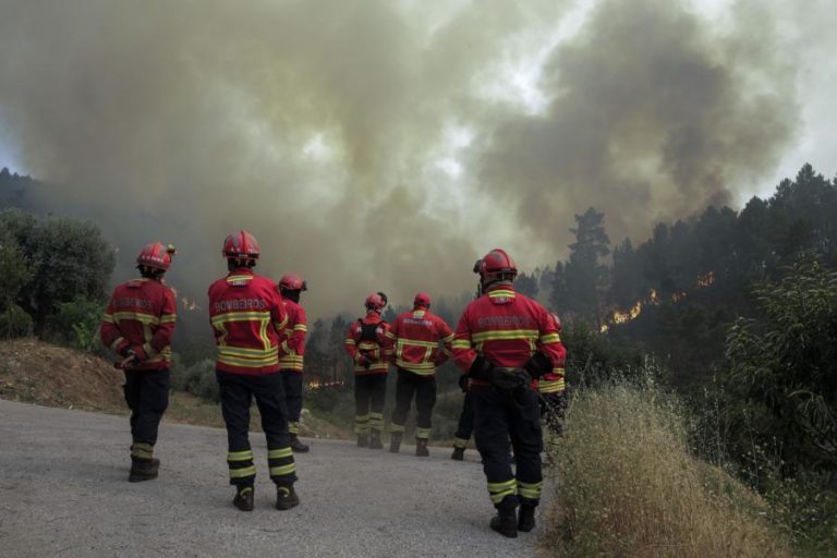 INCÊNDIO DE OLIVEIRA DE AZEMÉIS JÁ ESTÁ EM FASE DE RESOLUÇÃO