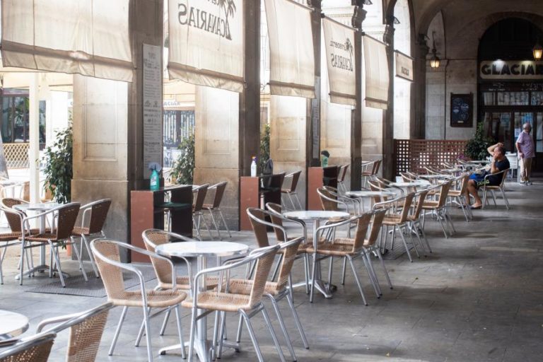 COVID-19: LIGEIRA DESCIDA DE NOVOS CASOS EM ESPANHA NAS ÚLTIMAS 24 HORAS
