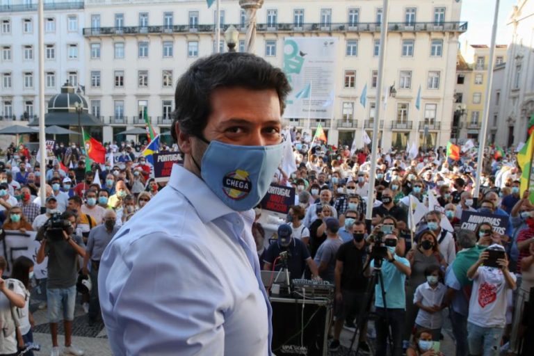 RACISMO: VENTURA PROMETE “MAIOR MARCHA ALGUMA VEZ VISTA” CONTRA ANTIRRACISMO EM ÉVORA