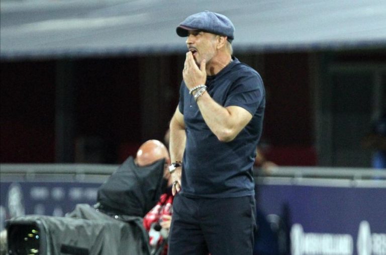 COVID-19: TREINADOR DO BOLONHA SINISA MIHAJLOVIC INFETADO