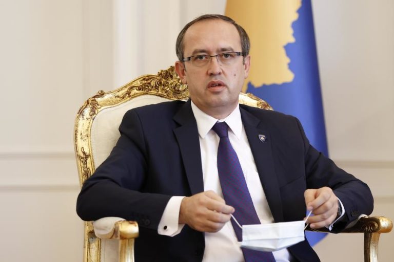 COVID-19: PRIMEIRO-MINISTRO DO KOSOVO ESTÁ INFETADO