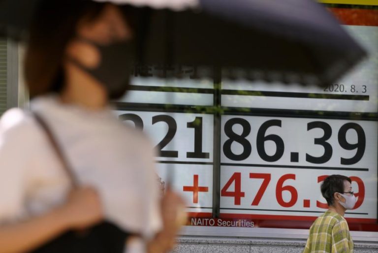 BOLSA DE TÓQUIO FECHA A DESCER 0,35%