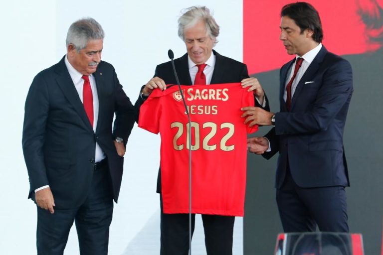 JORGE JESUS QUER RECUPERAR “PRESTÍGIO INTERNACIONAL” DO BENFICA, MAS RECUSA SER “SALVADOR”