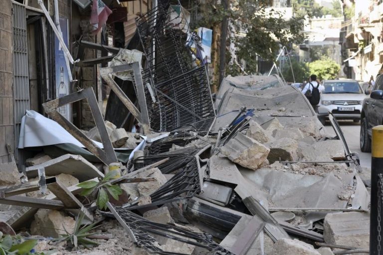 BEIRUTE/EXPLOSÕES: CAPACETES AZUIS DO BANGLADESH E ITÁLIA ENTRE OS FERIDOS