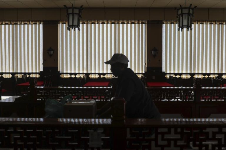 COVID-19: ESTIGMA COM PRODUTOS DA CHINA E QUEBRA DE TURISTAS DEIXAM RESTAURANTES CHINESES EM CRISE
