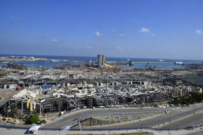 BEIRUTE/EXPLOSÕES: MINISTRA DA INFORMAÇÃO LIBANESA ANUNCIA DEMISSÃO