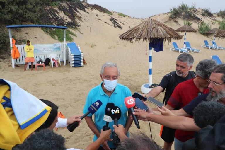 COVID-19: MARCELO ESPERA QUE PORTUGAL INTEGRE LISTAS DE PAÍSES SEM RESTRIÇÕES A TURISTAS ATÉ FINAL DO MÊS