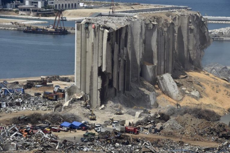 BEIRUTE/EXPLOSÕES: ESTRAGOS ULTRAPASSAM 12,7 MIL MILHÕES DE EUROS — PRESIDENTE