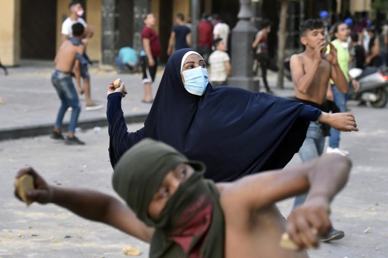 BEIRUTE/EXPLOSÕES: PELO MENOS 42 FERIDOS EM CONFRONTOS ENTRE POLÍCIA E MANIFESTANTES