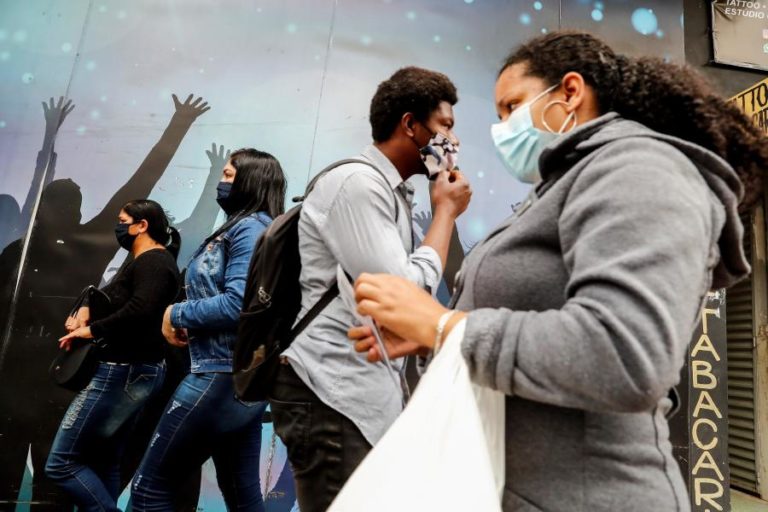 COVID-19: BRASIL COM 684 MORTES EM 24 HORAS ULTRAPASSA OS 108 MIL ÓBITOS