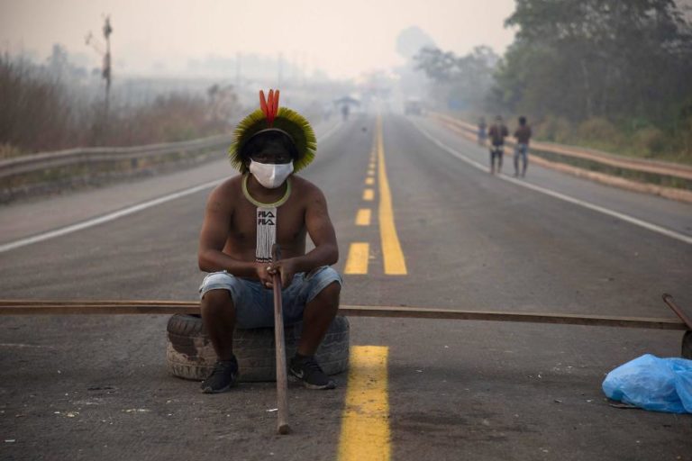 COVID-19: JUIZ BRASILEIRO MANDA GOVERNO FAZER NOVA VERSÃO DE PLANO PARA PROTEÇÃO INDÍGENA