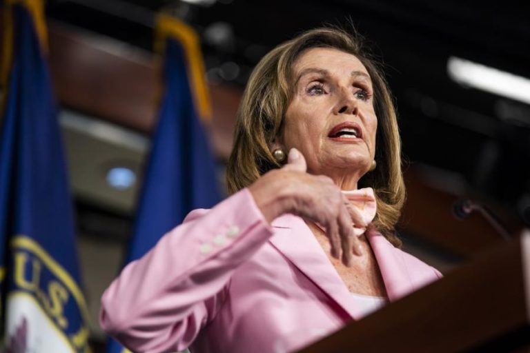 EUA/ELEIÇÕES: NANCY PELOSI PROPÕE QUE JOE BIDEN RECUSE DEBATES COM DONALD TRUMP