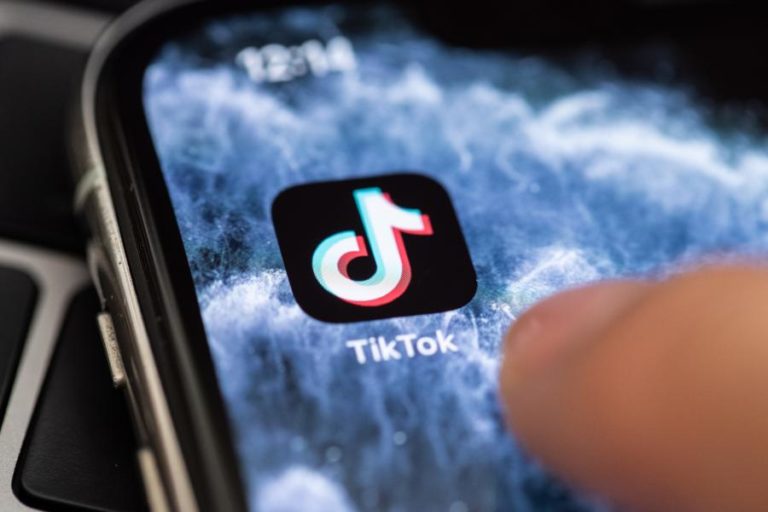 DIRETOR EXECUTIVO DA POPULAR APLICAÇÃO DE VÍDEO TIKTOK DEMITE-SE