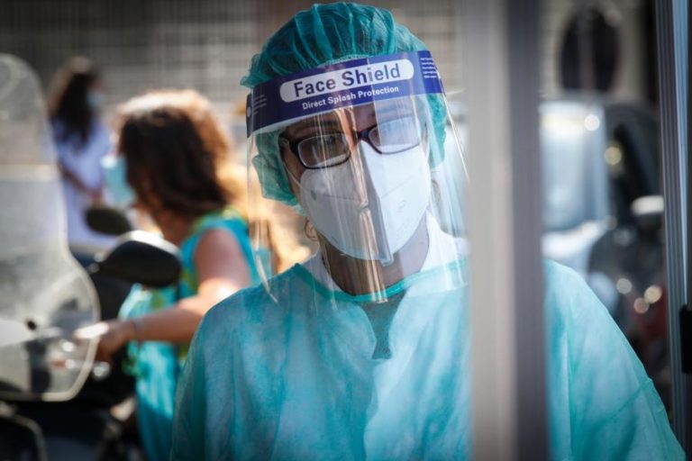 COVID-19: ITÁLIA COM MAIS DE 1.300 NOVOS CASOS APÓS NÚMERO RECORDE DE TESTES