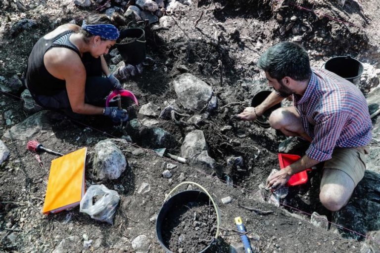 ESCAVAÇÕES REVELAM VESTÍGIOS DE OCUPAÇÃO PRÉ-HISTÓRICA NA OTA