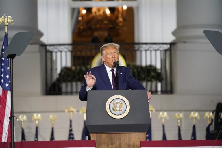 EUA/ELEIÇÕES: TRUMP ENCERRA CONVENÇÃO REPUBLICANA A ATACAR “PROGRAMA SOCIALISTA” DE BIDEN