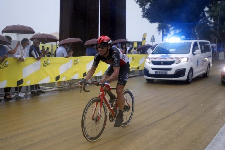 TOUR: BELGA PHILIPPE GILBERT ABANDONA E É A SEGUNDA BAIXA NA LOTTO SOUDAL