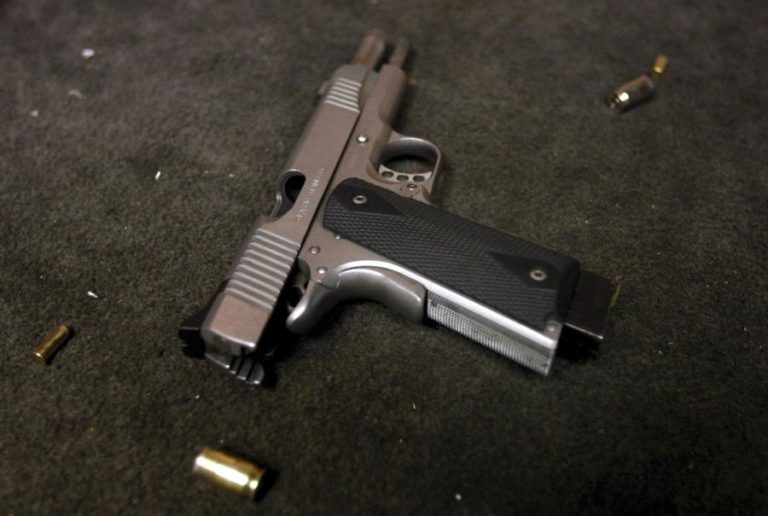 QUATRO MORTOS ENTRE 18 BALEADOS EM VÁRIOS LOCAIS DE CINCINNATI NOS EUA