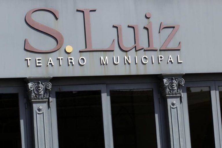 GALERIA ZÉ DOS BOIS PROGRAMA CICLO NO TEATRO SÃO LUIZ EM LISBOA