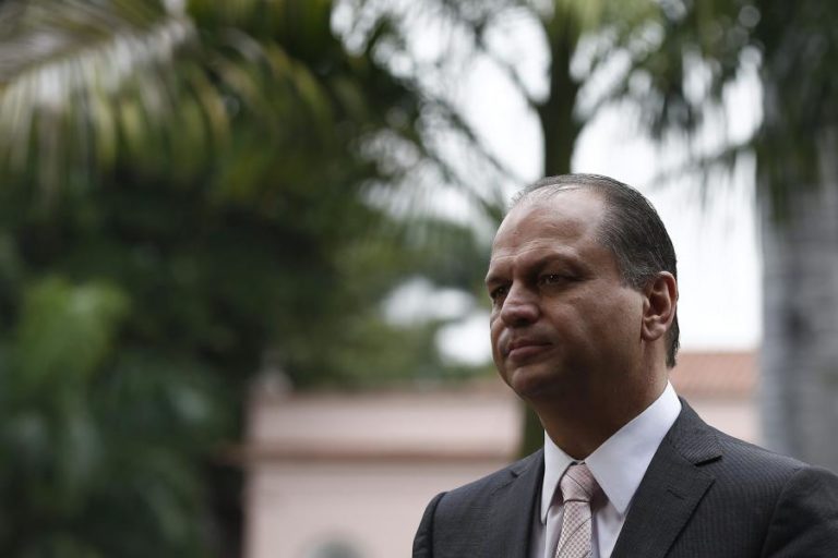 DEPUTADO BRASILEIRO ALVO DE BUSCAS EM INVESTIGAÇÃO SOBRE CORRUPÇÃO