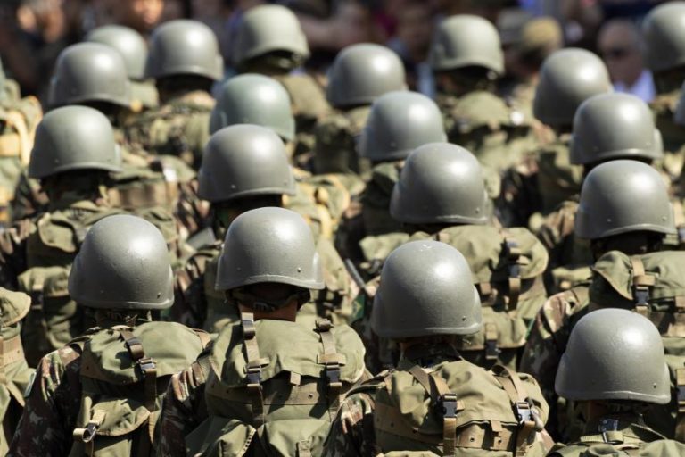 EX-RESPONSÁVEL MILITAR FAZIA COMPRAS PESSOAIS E MANDAVA COBRAR AO EXÉRCITO – MP