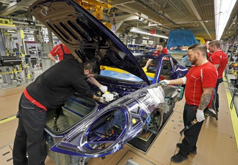PRODUÇÃO AUTOMÓVEL EM PORTUGAL AUMENTA 9,4% EM AGOSTO MAS CEDE 32% NO ACUMULADO DO ANO
