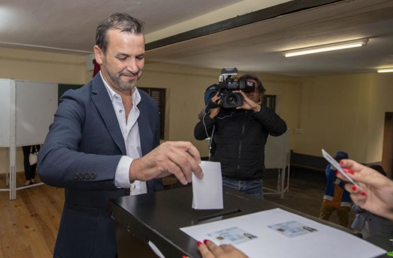 TINO DE RANS QUER SUPERAR VOTOS DE 2016 E ADMITE IDA À 2.ª VOLTA DAS PRESIDENCIAIS