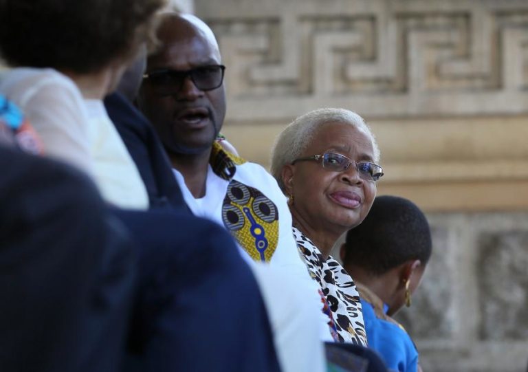 GRAÇA MACHEL CRITICA BANALIZAÇÃO DA VIOLÊNCIA DOMÉSTICA