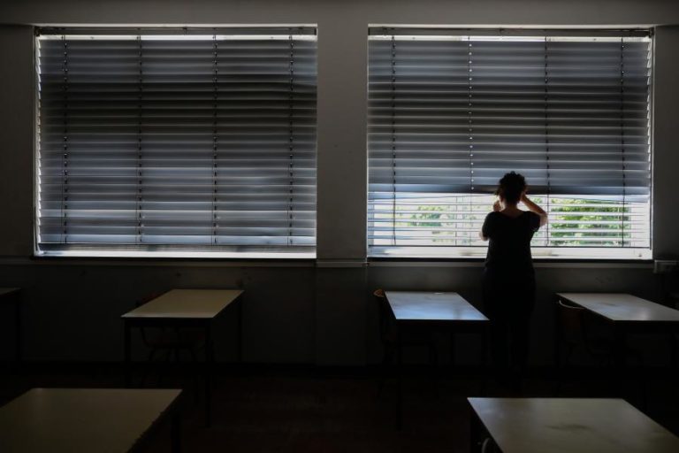 ESCOLAS VÃO PODER CONTRATAR 900 TÉCNICOS PARA PLANOS DE APOIO AOS ALUNOS