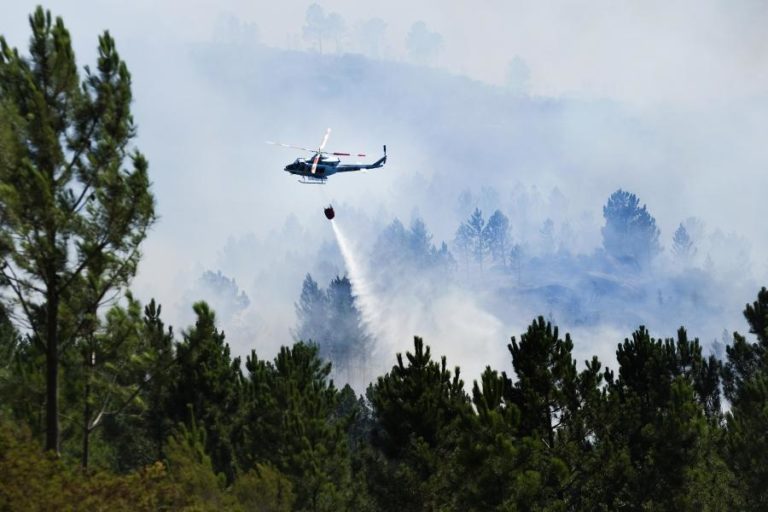INCÊNDIOS: SITUAÇÃO DE ALERTA PROLONGADO ATÉ DOMINGO EM TODO O CONTINENTE
