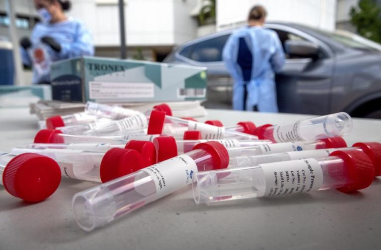COVID-19: EUA REGISTAM 1.080 MORTOS E MAIS DE 41 MIL CASOS NAS ÚLTIMAS 24 HORAS