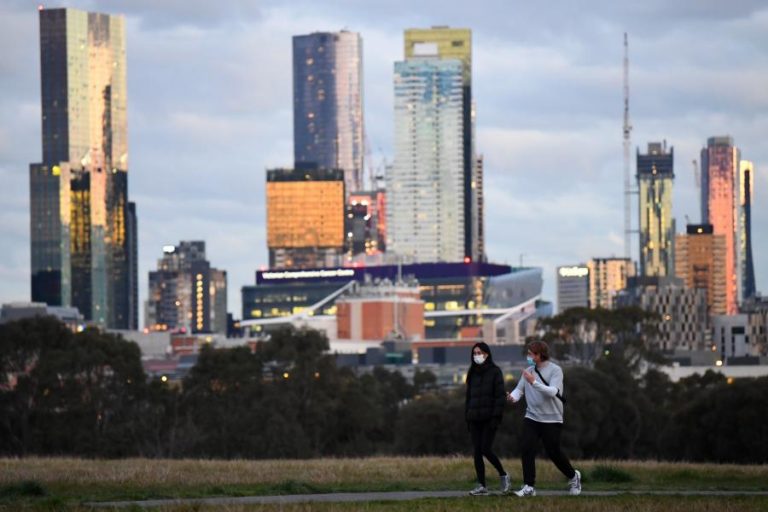 COVID-19: ESTADO AUSTRALIANO DE VICTORIA PROLONGA ESTADO DE EMERGÊNCIA POR SEIS MESES