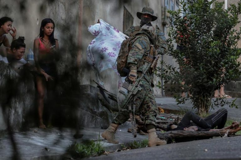 PELO MENOS 3.148 PESSOAS FORAM MORTAS POR POLÍCIAS NO PRIMEIRO SEMESTRE NO BRASIL