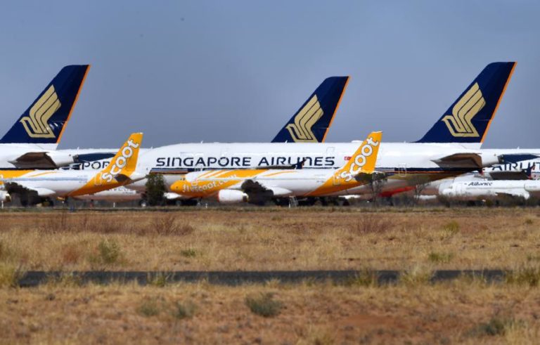 COVID-19: GRUPO SINGAPORE AIRLINES VAI DESPEDIR 2.400 TRABALHADORES