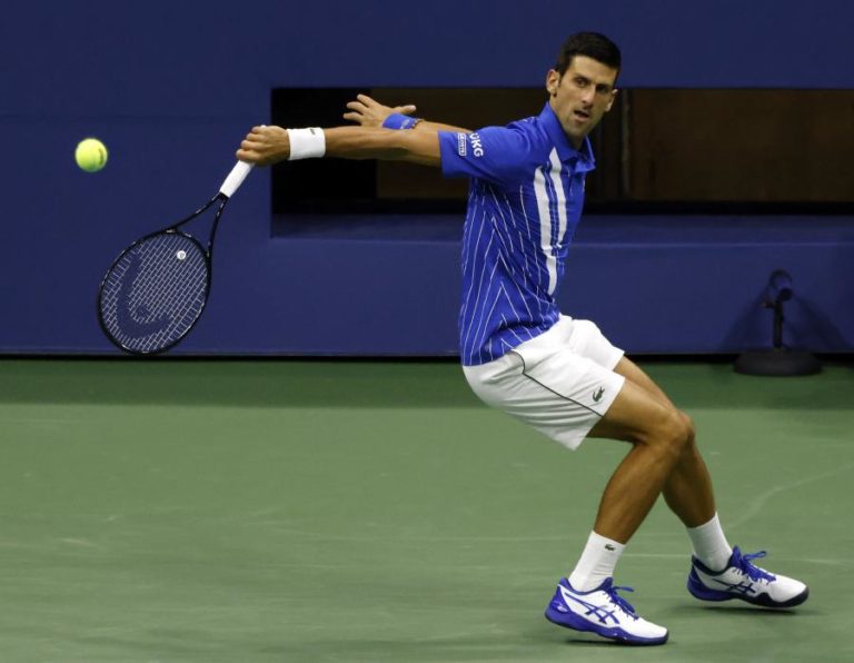 US OPEN: DJOKOVIC VENCE DAMIR DZUMHUR E SEGUE PARA A SEGUNDA RONDA