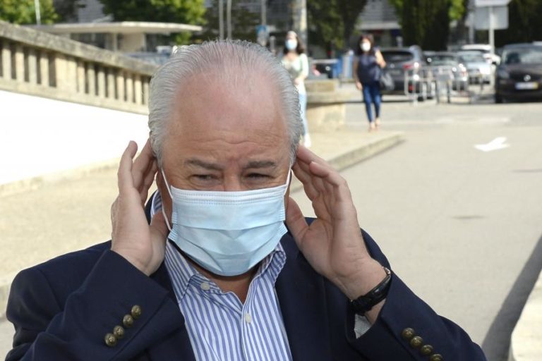 PSD ELEGE NOVO LÍDER PARLAMENTAR EM 17 DE SETEMBRO, CANDIDATURAS PARA SUCEDER A RIO ATÉ DIA 15