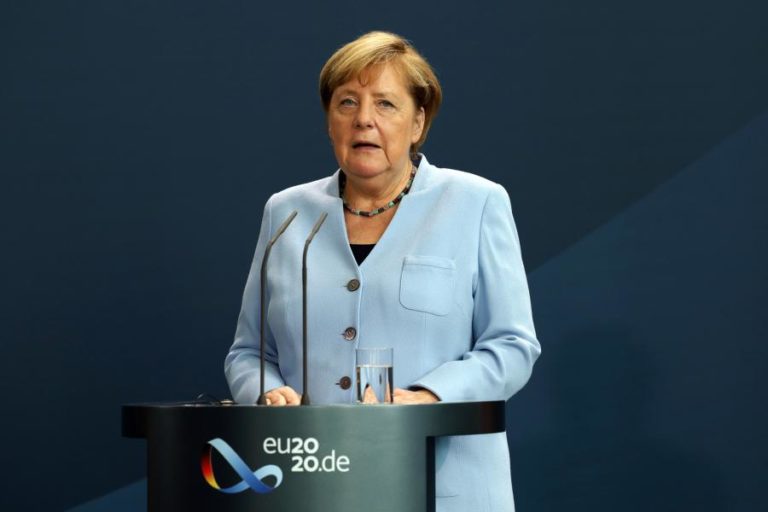 NAVALNY: MERKEL ADMITE CONSEQUÊNCIAS PARA PROJETO DE GASODUTO NORD STREAM 2