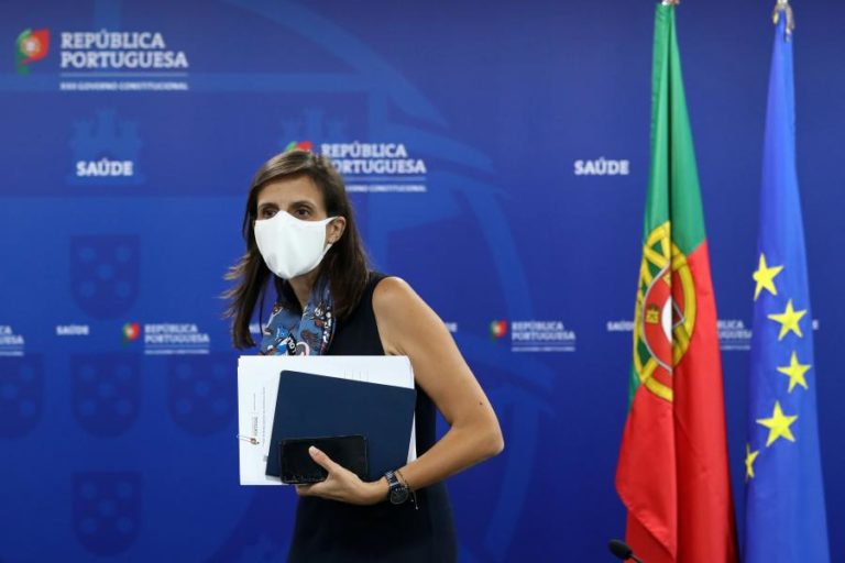 COVID-19: RECURSO A NOVOS TESTES RÁPIDOS SÓ DEPOIS DE VALIDADOS — GOVERNO