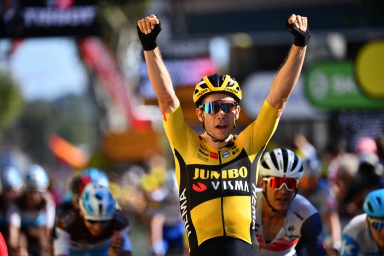 TOUR: WOUT VAN AERT ‘BISA’ NUMA SÉTIMA ETAPA EM QUE O VENTO ATRASOU POGACAR