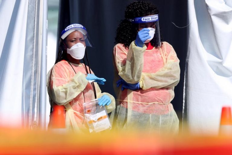 COVID-19: ESTADOS UNIDOS COM 928 MORTOS E 44.254 CASOS NAS ÚLTIMAS 24 HORAS