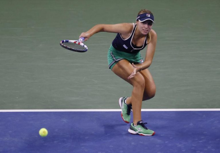 US OPEN: SOFIA KENIN AFASTA ONS JABEUR E SEGUE PARA A QUARTA  PARA RONDA