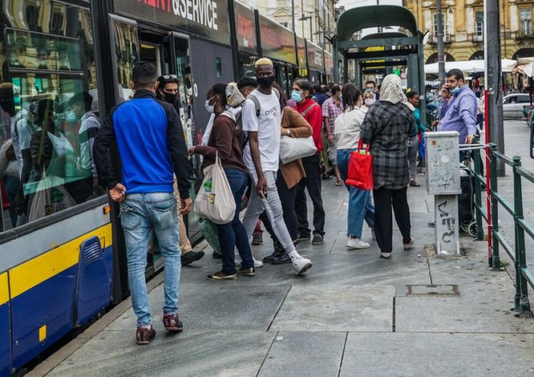 COVID-19: ITÁLIA REGISTOU 1.108 NOVOS CASOS NUM DIA COM MENOS TESTES REALIZADOS