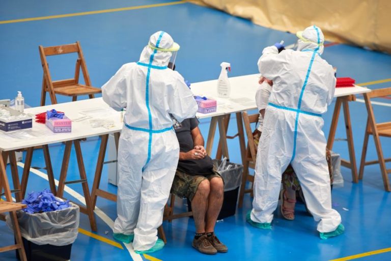 COVID-19: ESPANHA ULTRAPASSA O MEIO MILHÃO DE INFETADOS